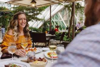 RCI Allure of the Seas Giovannis A.Hendel.jpg